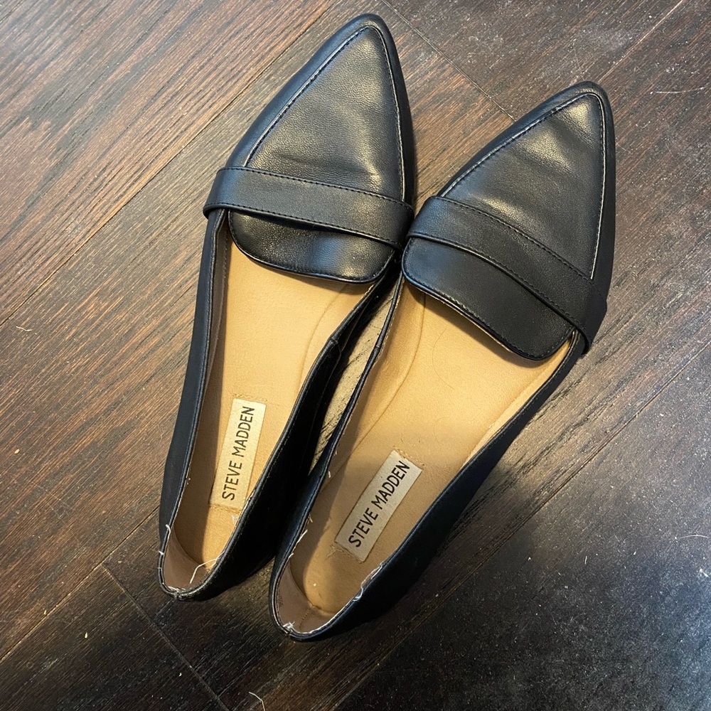 Steve Madden Pointed Toe Flats